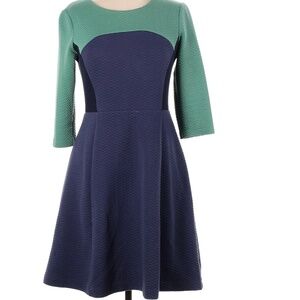 Boden Curved Flare Quilted color block 3/4 sleeve Min Dress